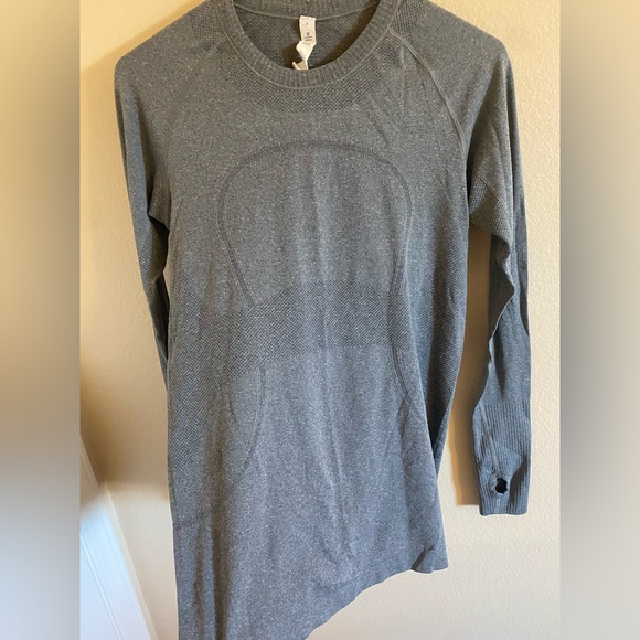 Lululemon swiftly tech long sleeve - Picture 3 of 8